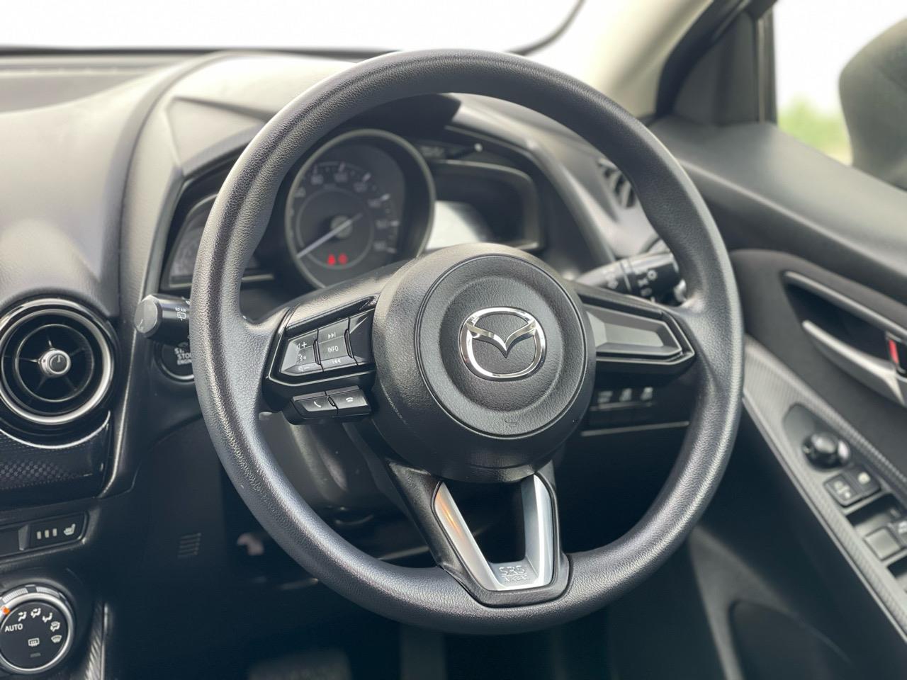 2017 Mazda Demio