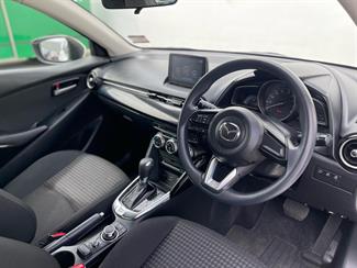 2017 Mazda Demio - Thumbnail