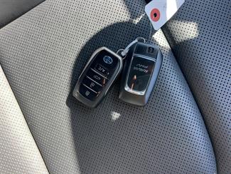 2021 Toyota RAV4 - Thumbnail