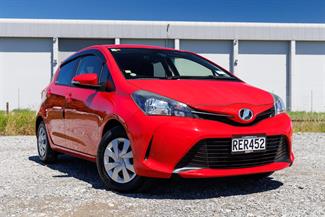 2015 Toyota Vitz - Thumbnail