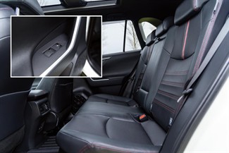 2021 Toyota RAV4 - Thumbnail