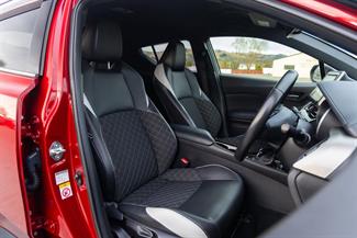 2019 Toyota C-HR - Thumbnail