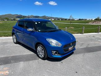 2018 Suzuki Swift - Thumbnail
