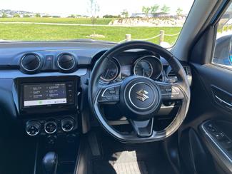 2018 Suzuki Swift - Thumbnail