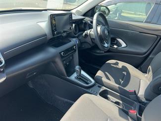 2021 Toyota Yaris Cross - Thumbnail