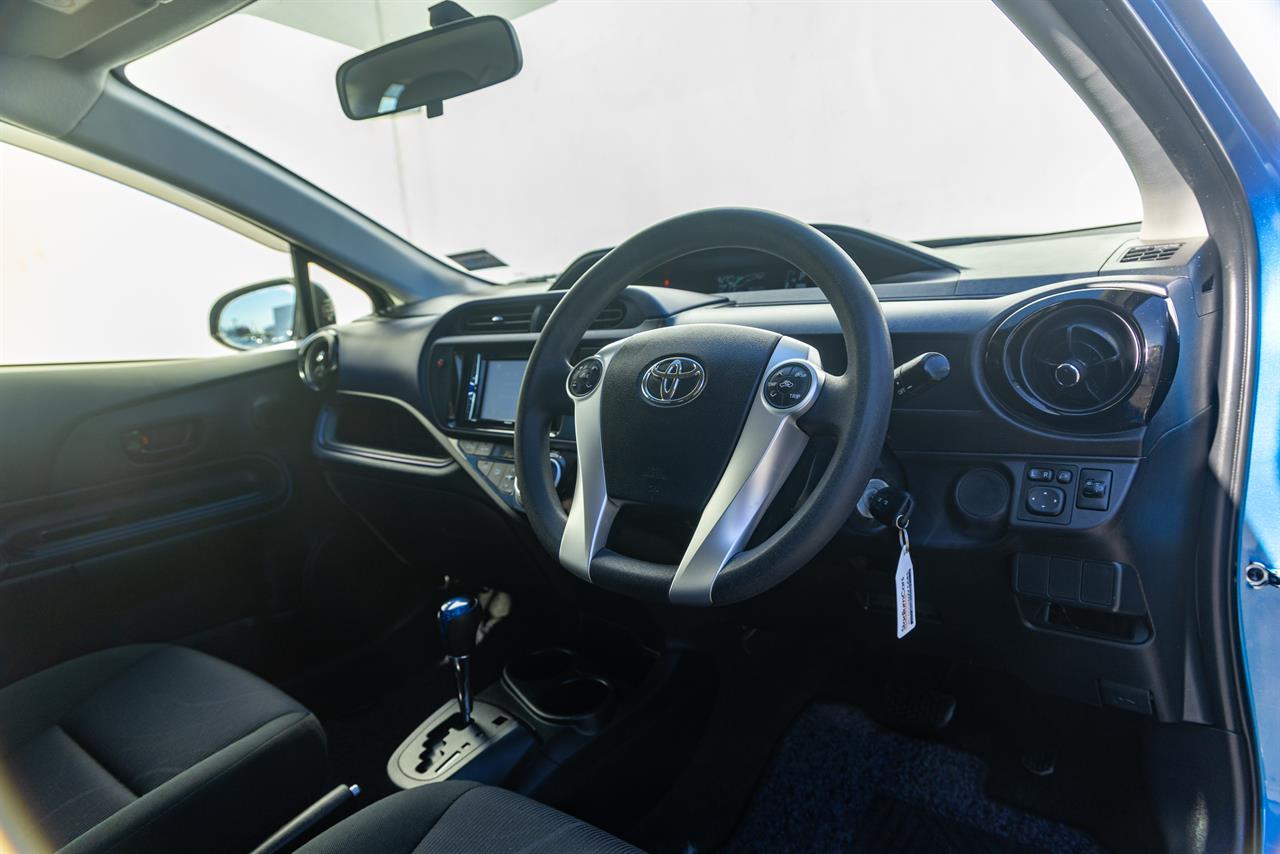 2017 Toyota AQUA