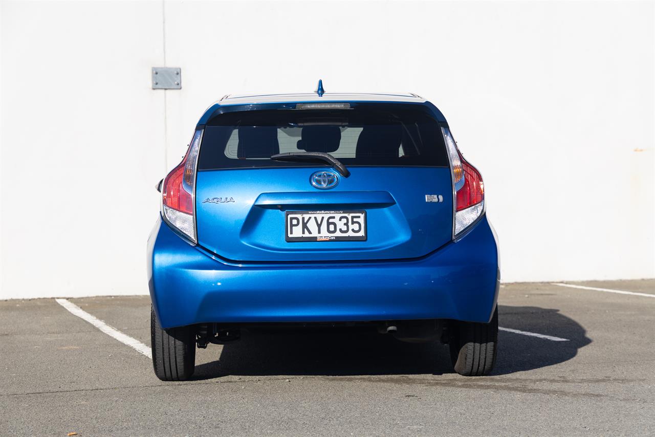 2017 Toyota AQUA