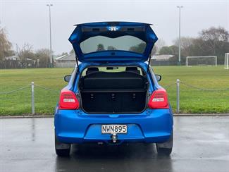 2021 Suzuki Swift - Thumbnail