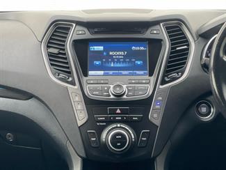 2014 Hyundai Santa Fe - Thumbnail