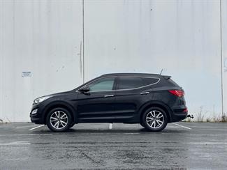 2014 Hyundai Santa Fe - Thumbnail
