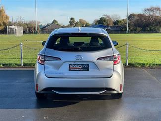 2020 Toyota Corolla - Thumbnail