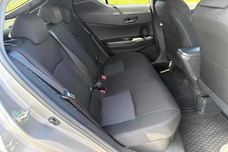 2018 Toyota C-HR - Thumbnail