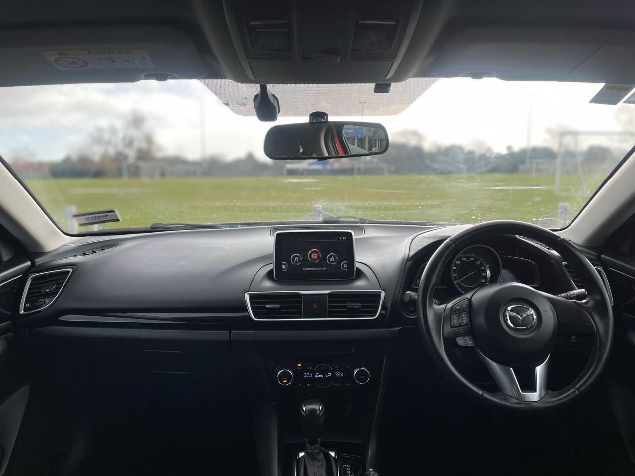 2014 Mazda Axela