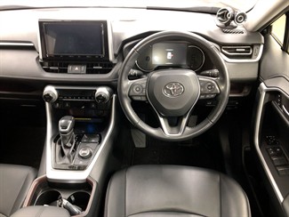 2019 Toyota RAV4 - Thumbnail