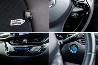 2017 Toyota C-HR - Thumbnail