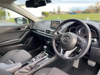 2015 Mazda Axela - Thumbnail