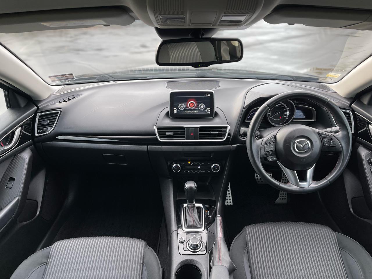 2015 Mazda Axela