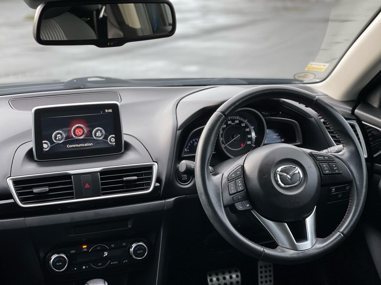 2015 Mazda Axela