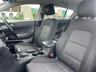 2018 Kia Sportage - Thumbnail