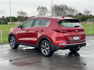 2018 Kia Sportage - Thumbnail