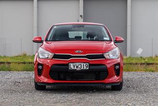 2019 Kia Rio - Thumbnail