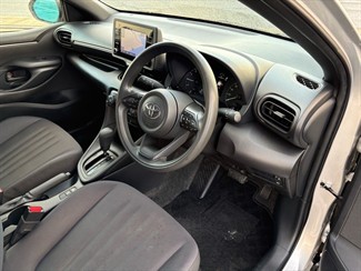 2020 Toyota Yaris - Thumbnail