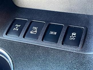 2017 Toyota Highlander - Thumbnail