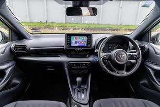 2020 Toyota Yaris - Thumbnail