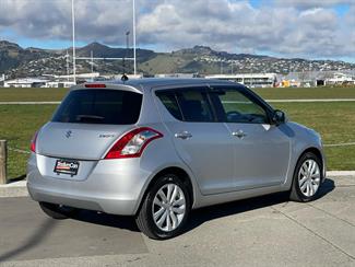 2016 Suzuki Swift - Thumbnail