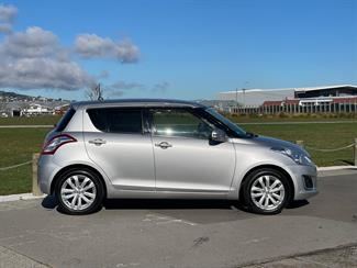 2016 Suzuki Swift - Thumbnail