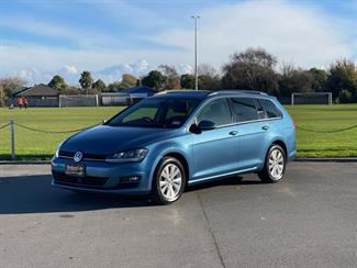 2015 Volkswagen Golf - Thumbnail
