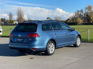 2015 Volkswagen Golf - Thumbnail