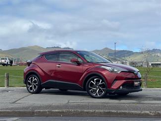 2018 Toyota C-HR - Thumbnail