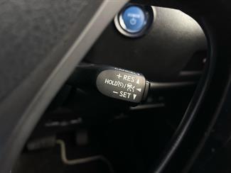 2018 Toyota C-HR - Thumbnail