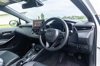 2025 Toyota Corolla - Thumbnail