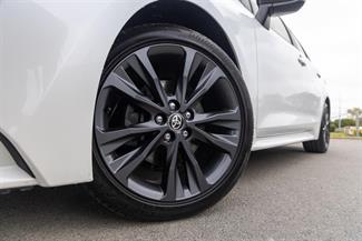 2025 Toyota Corolla - Thumbnail