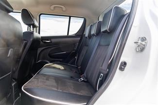 2015 Suzuki Swift - Thumbnail