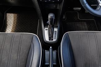 2015 Suzuki Swift - Thumbnail