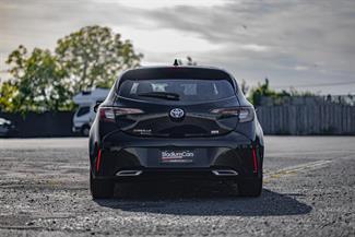 2018 Toyota Corolla Sport - Thumbnail