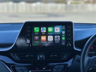 2019 Toyota C-HR - Thumbnail