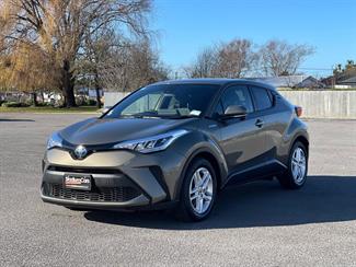 2019 Toyota C-HR - Thumbnail