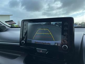 2020 Toyota Yaris - Thumbnail