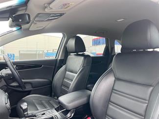 2018 Kia Sorento - Thumbnail