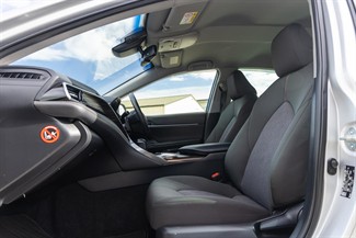 2017 Toyota Camry - Thumbnail