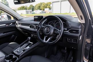 2017 Mazda CX-5 - Thumbnail