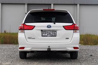 2015 Toyota Corolla - Thumbnail