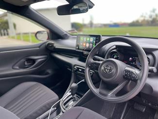2021 Toyota Yaris - Thumbnail