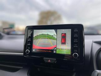 2021 Toyota Yaris - Thumbnail