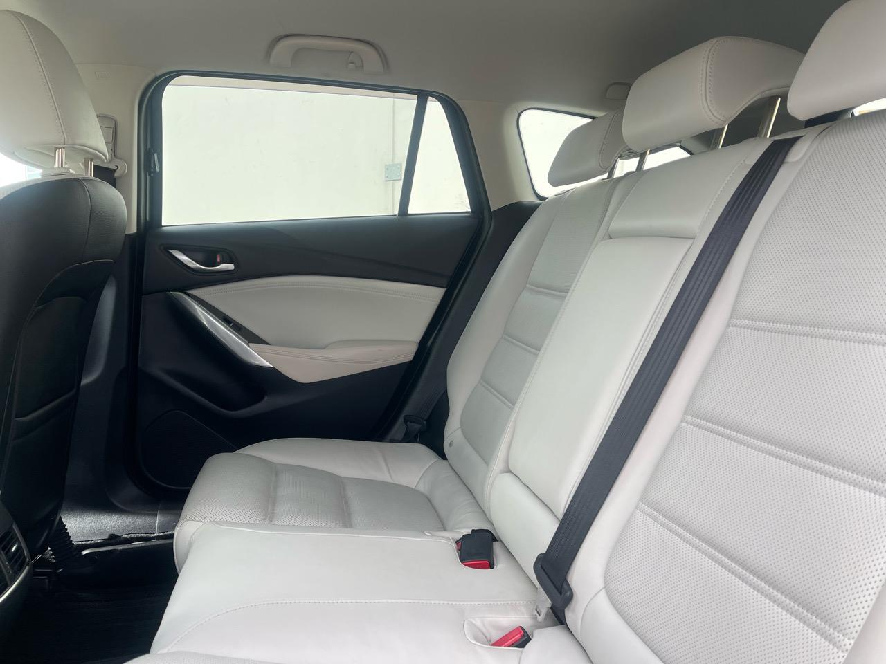 2015 Mazda Atenza