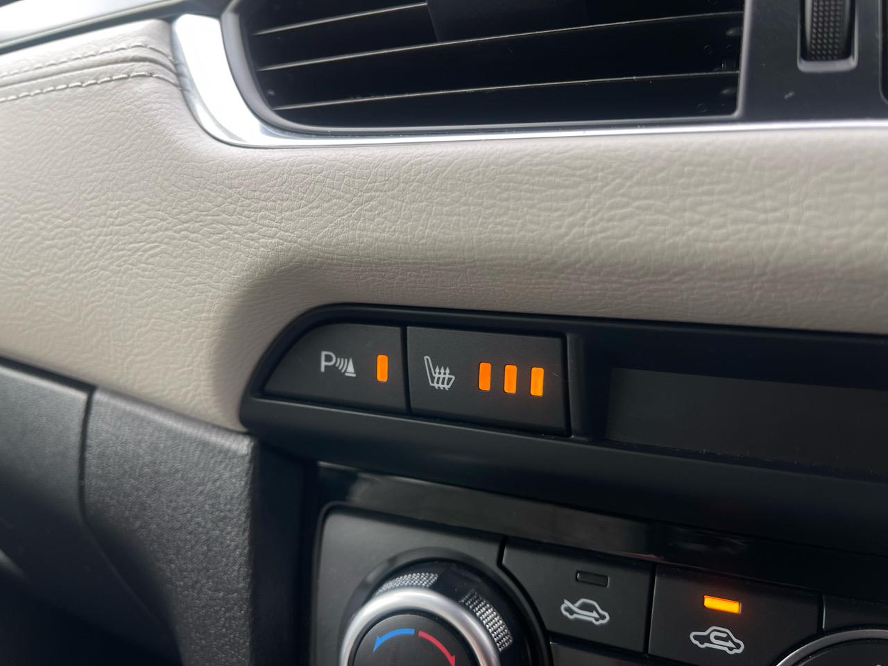 2015 Mazda Atenza